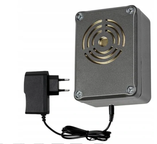 Vodotěsný odpuzovač kun a myší -dosah 1500m2 -C100T