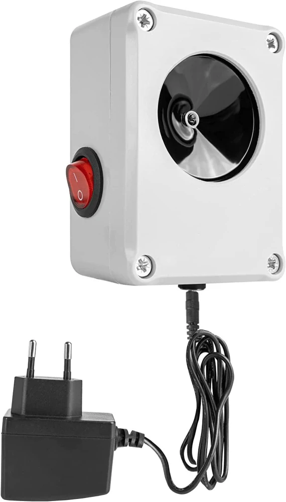 Profesionální odpuzovač kun a myší -dosah 1500m2  STRONG -C100