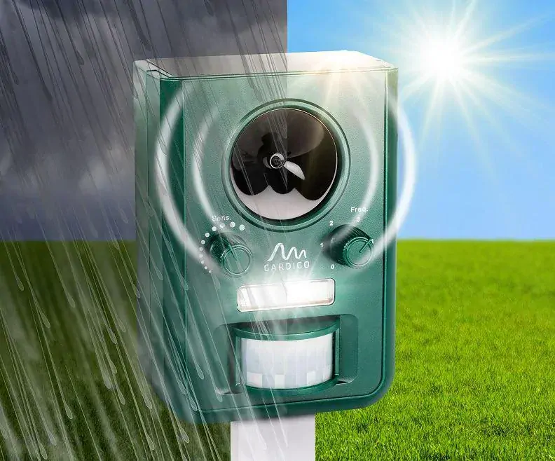 Vodotěsný solární ultrazvukový odpuzovač kun, koček, psů a zvěře